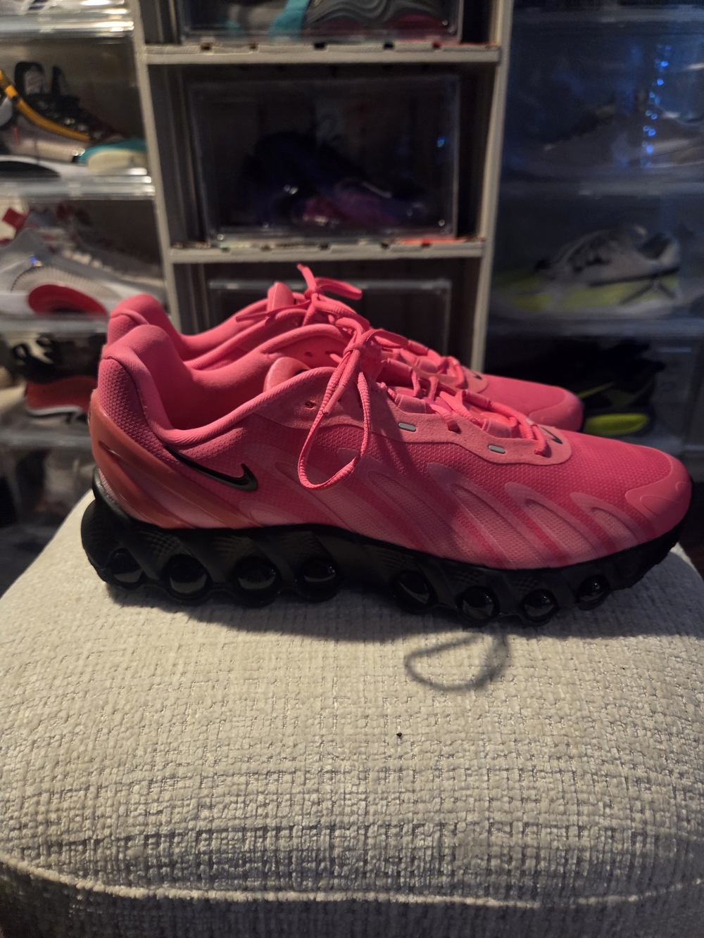 Nike men's Size 13 Pink Running Sneakers - Lightweight Comfort